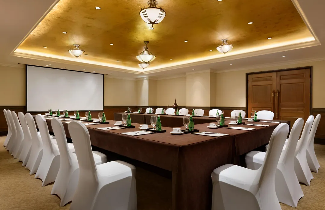 Sule Shangri-La, Yangon-1