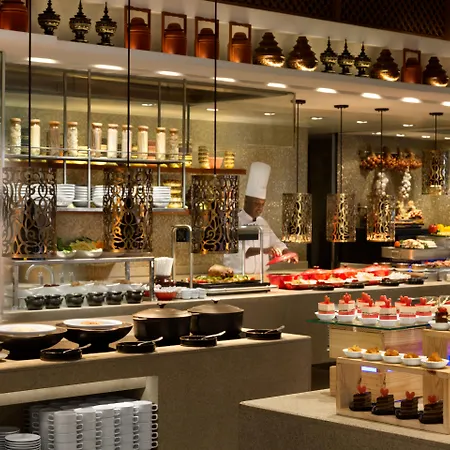 Sule Shangri-La, Yangon-3