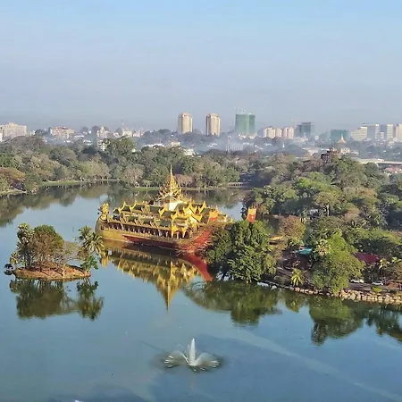 Wyndham Grand Yangon-2